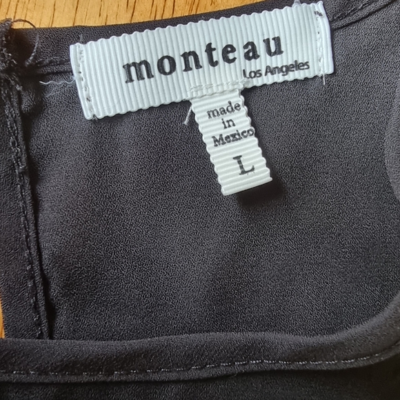 Monteau Sleeveless Embroidered Sleeveless Top - Picture 5 of 7